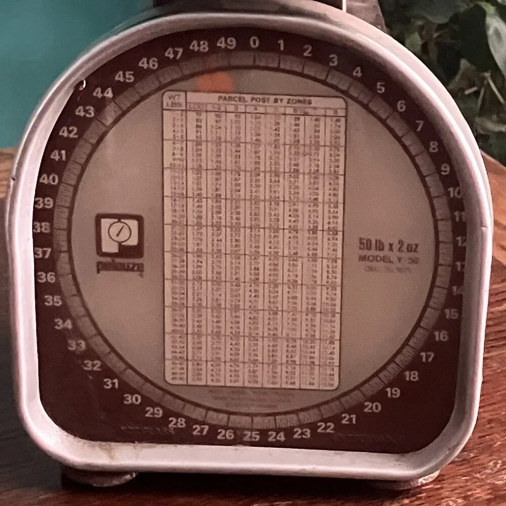 Vintage Pelouze Model Y-50 Postal Scale – 50 lb Capacity – Retro Industrial Deco